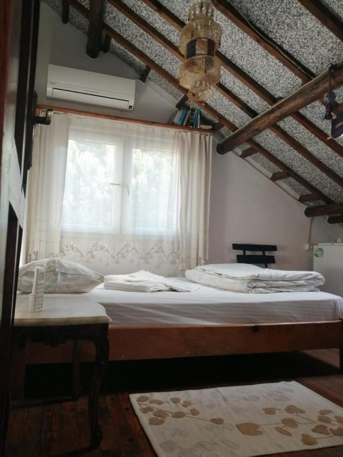 Ecer Pansiyon Kusadası Exterior foto