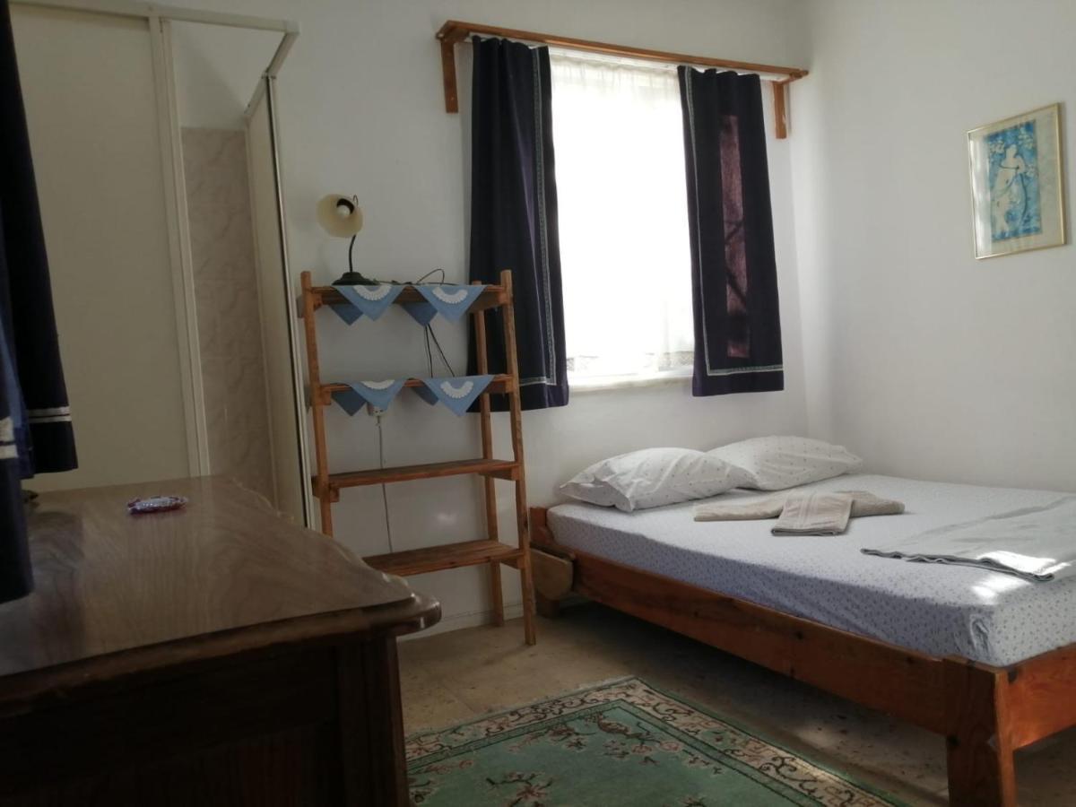 Ecer Pansiyon Kusadası Exterior foto