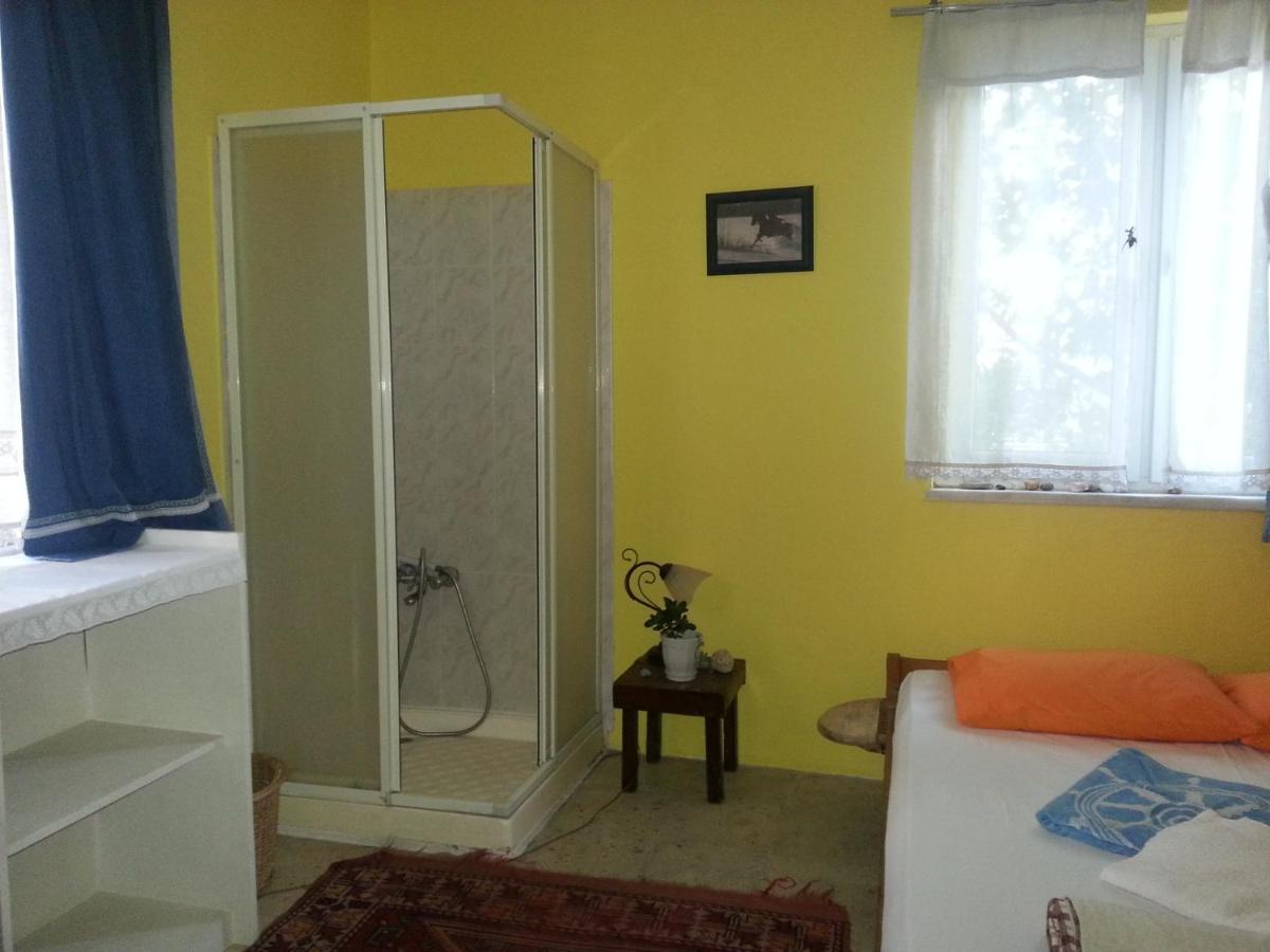 Ecer Pansiyon Kusadası Exterior foto