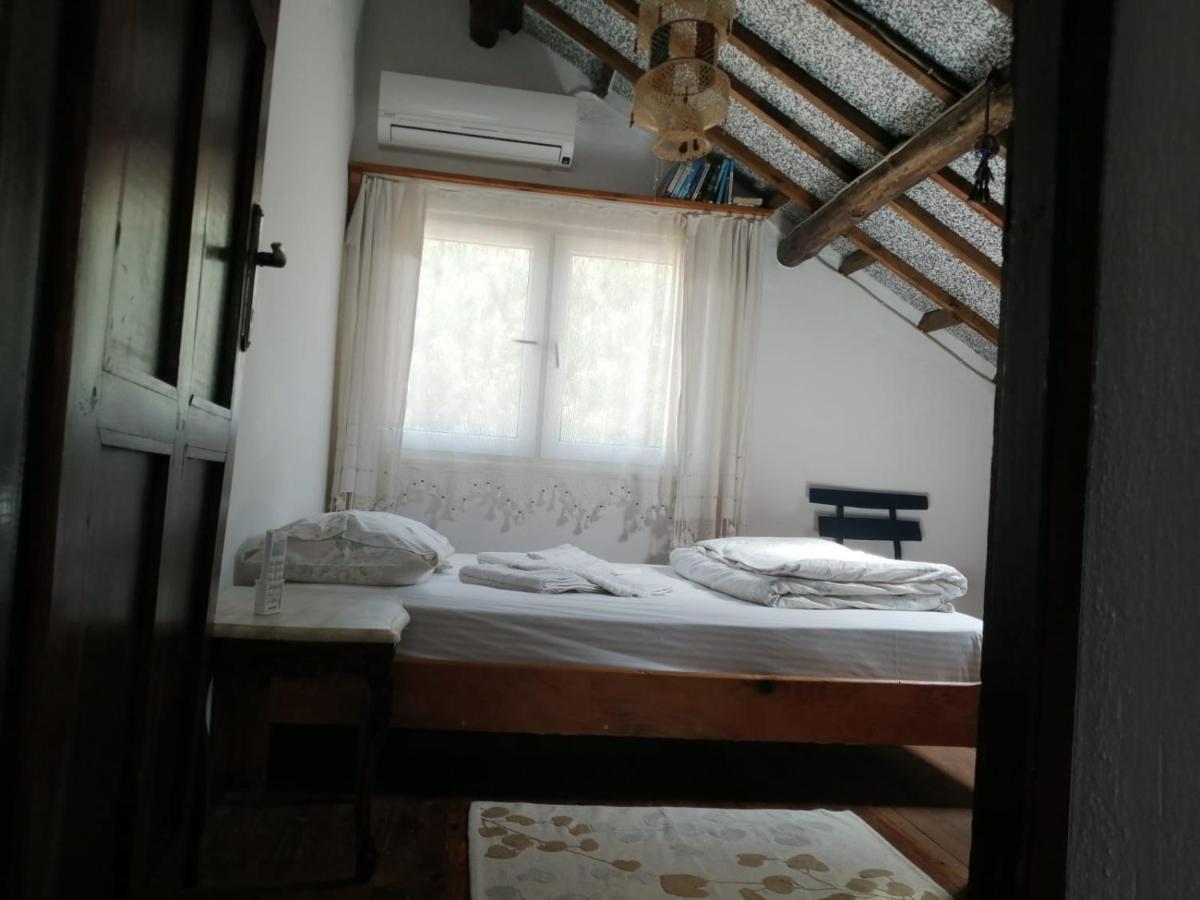 Ecer Pansiyon Kusadası Exterior foto